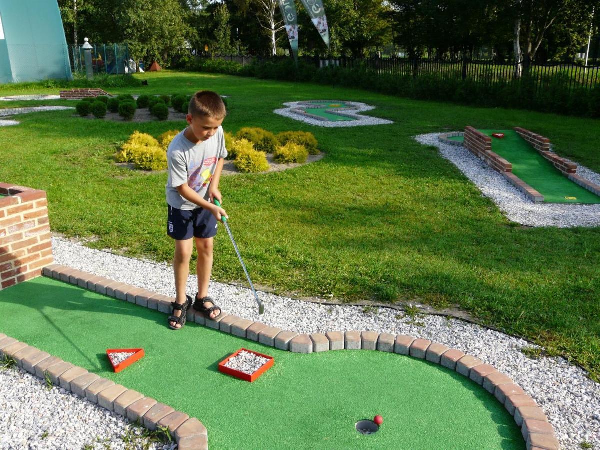 Nalu Glamp Hotell Ujście-Darłowskie Exteriör bild