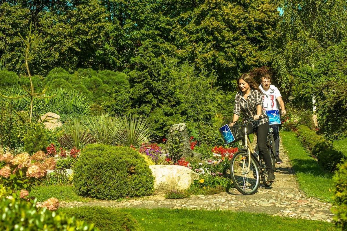 Nalu Glamp Hotell Ujście-Darłowskie Exteriör bild